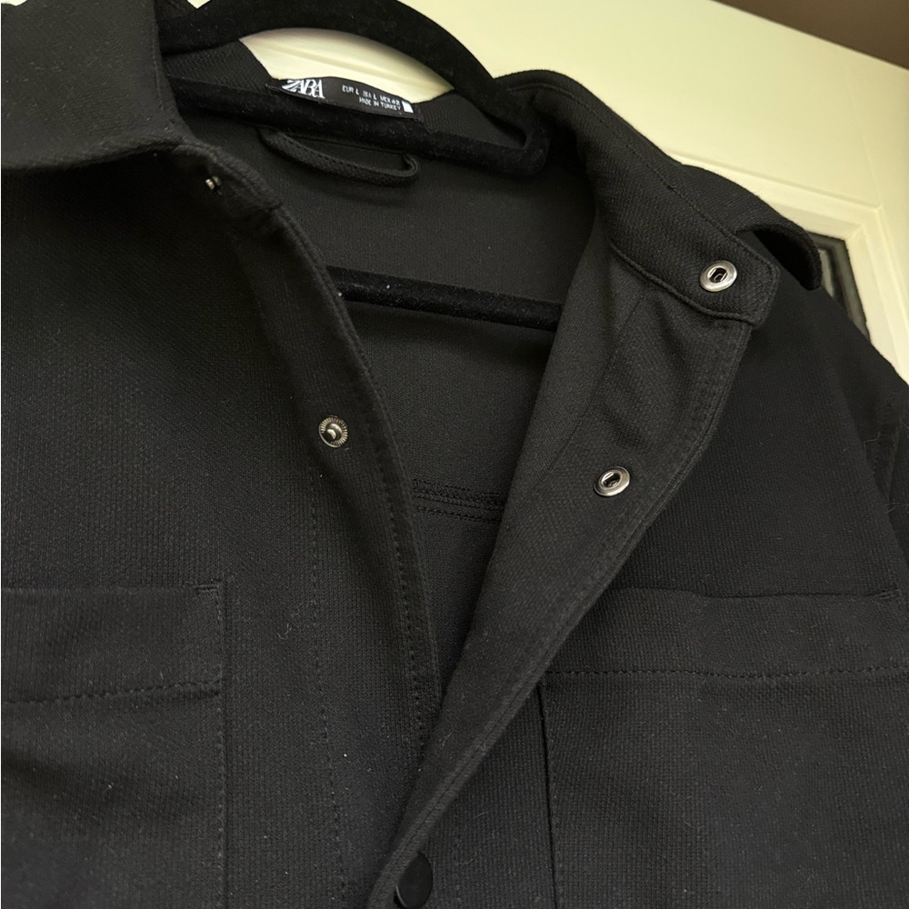 Zara Easy Care Textured Classic Black Collared Long Sleeve with Snap Buttons - Picture 7 of 8